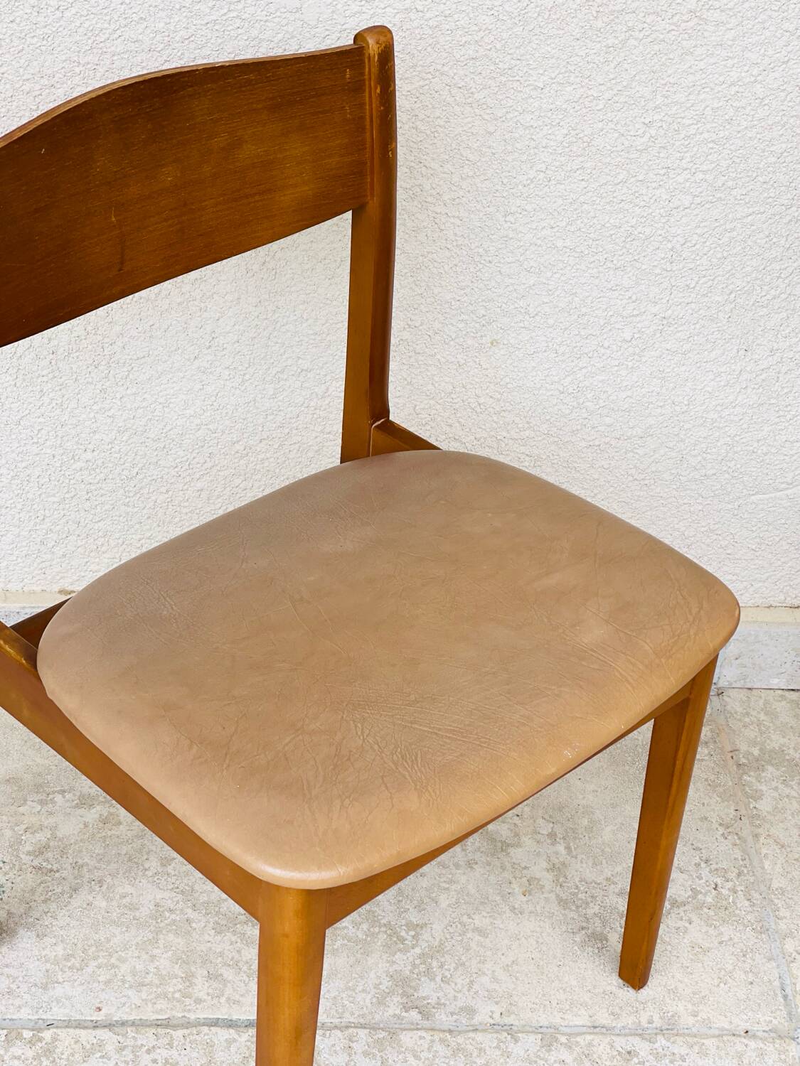 2 vintage chairs from the 1960s