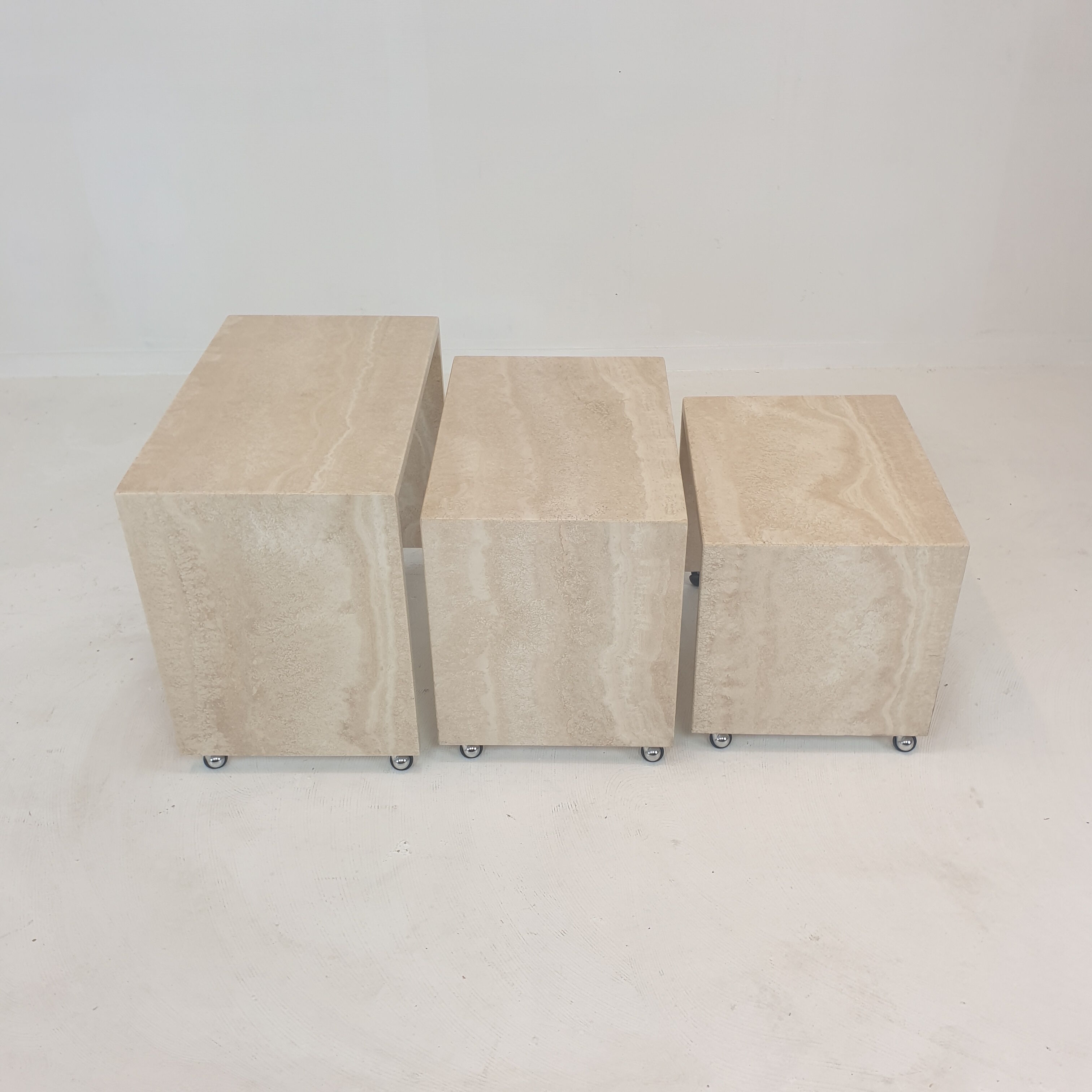 Set of 3 Italian Travertine Nesting Tables, 1980s