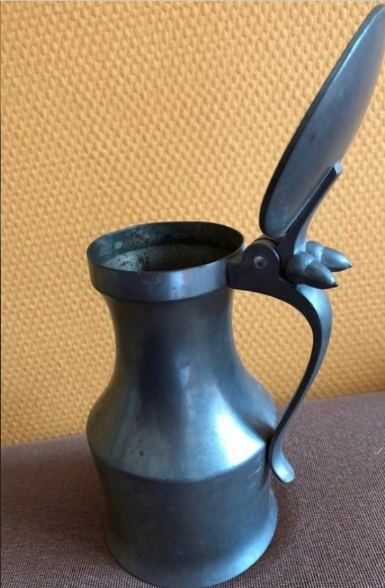 Pichet les étains du manoir paris