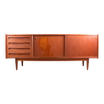 Danish teak sideboard 200 cm, model 31b, by Johannes Andersen 1960.
