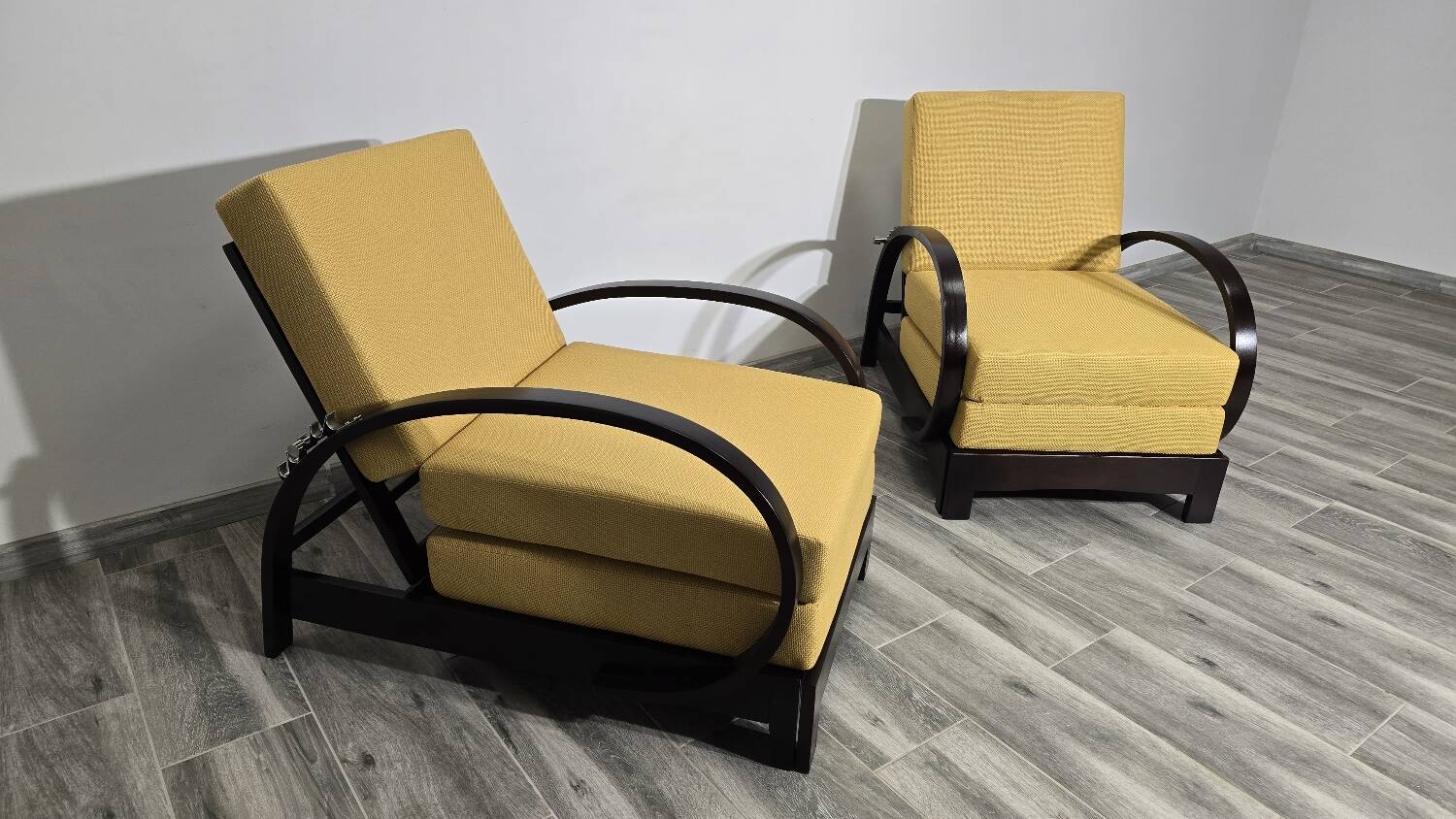 Fauteuils Art Déco par Jindrich Halabala, lot de 2