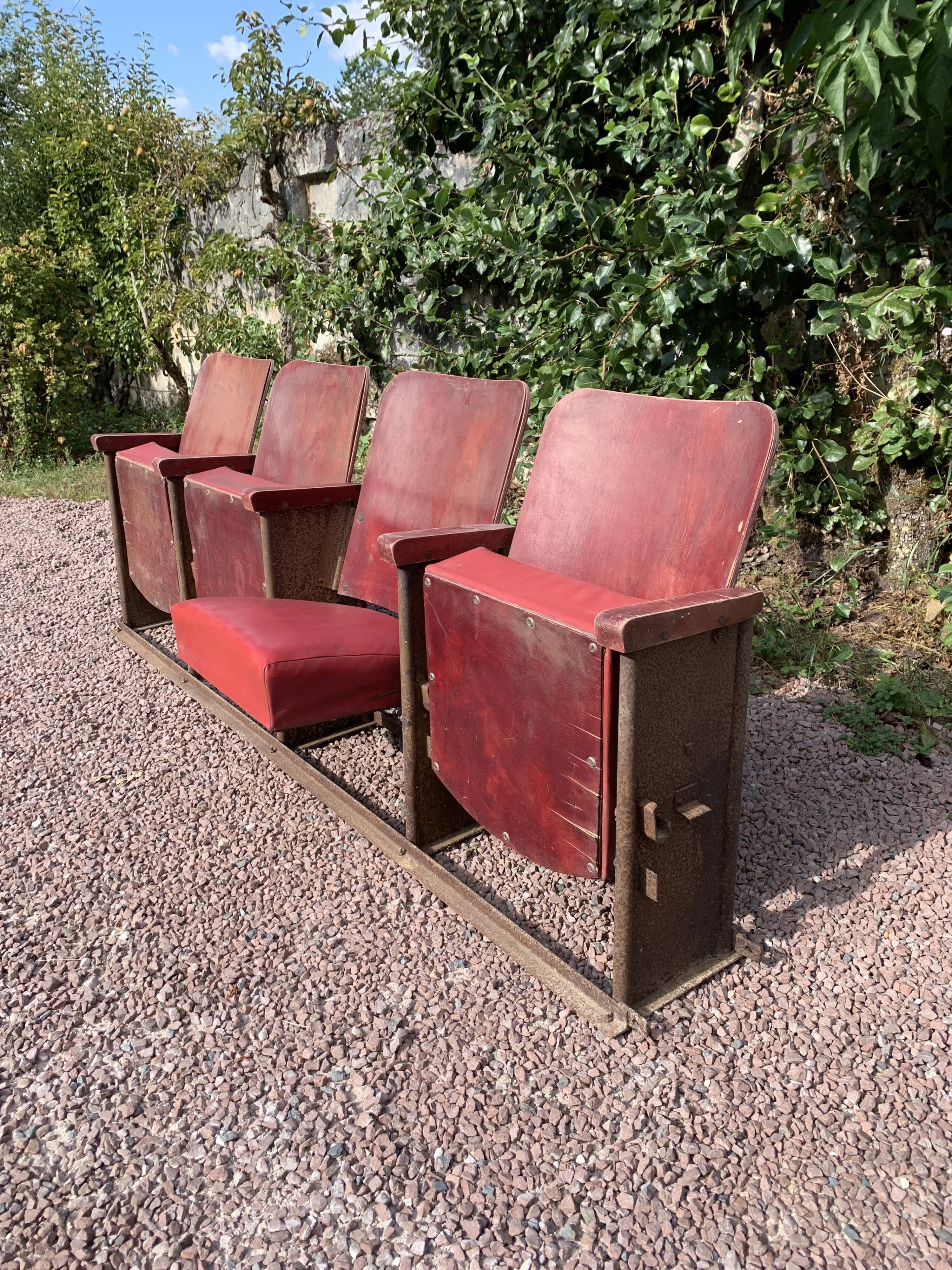 4-seated movie chairs