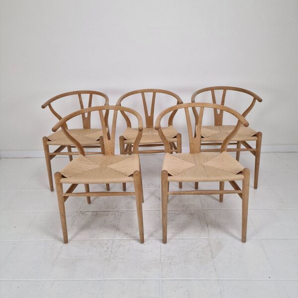 Chaises Wishbone CH24 de Hans J. Wegner par Carl Hansen & Søn, Danemark, Ensemble de 5