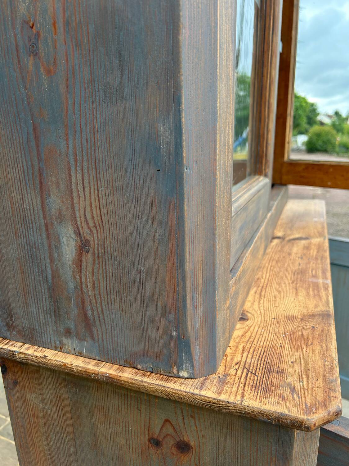 Small antique dresser in gray wood color