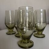 Set de 7 verres gobelets à pied modernistes vert tilleul 1950