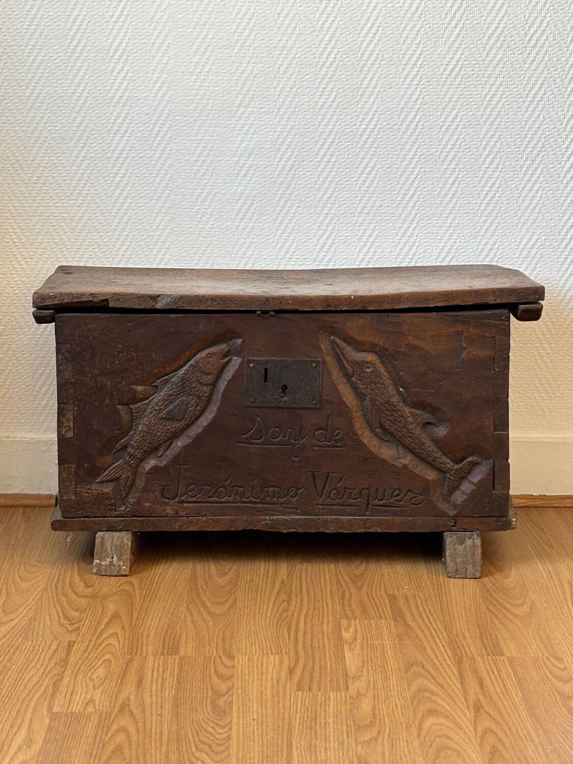 Old Spanish chest with a carved inscription — “I am from Jerónimo Vázquez”