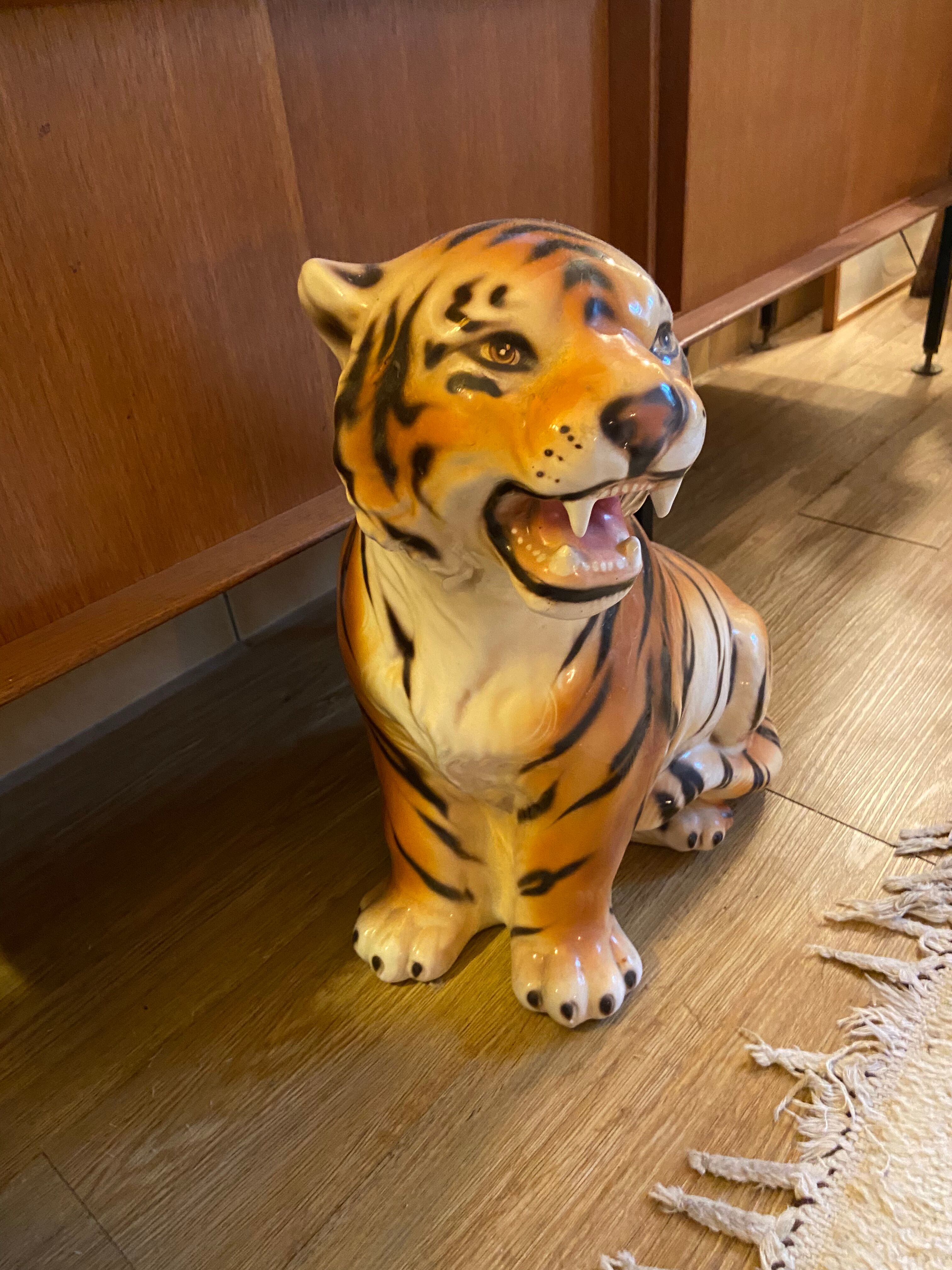 Ceramic tiger 70s