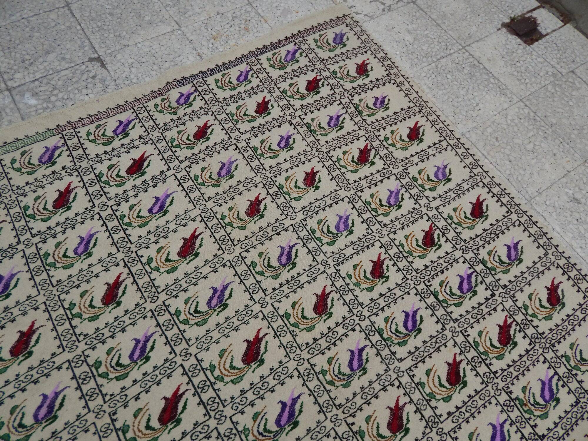 Vintage Turkish kilim, handwoven, 155x224 cm.