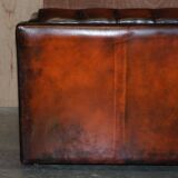 Restored Chesterfield leather canapé Art Deco circa 1920