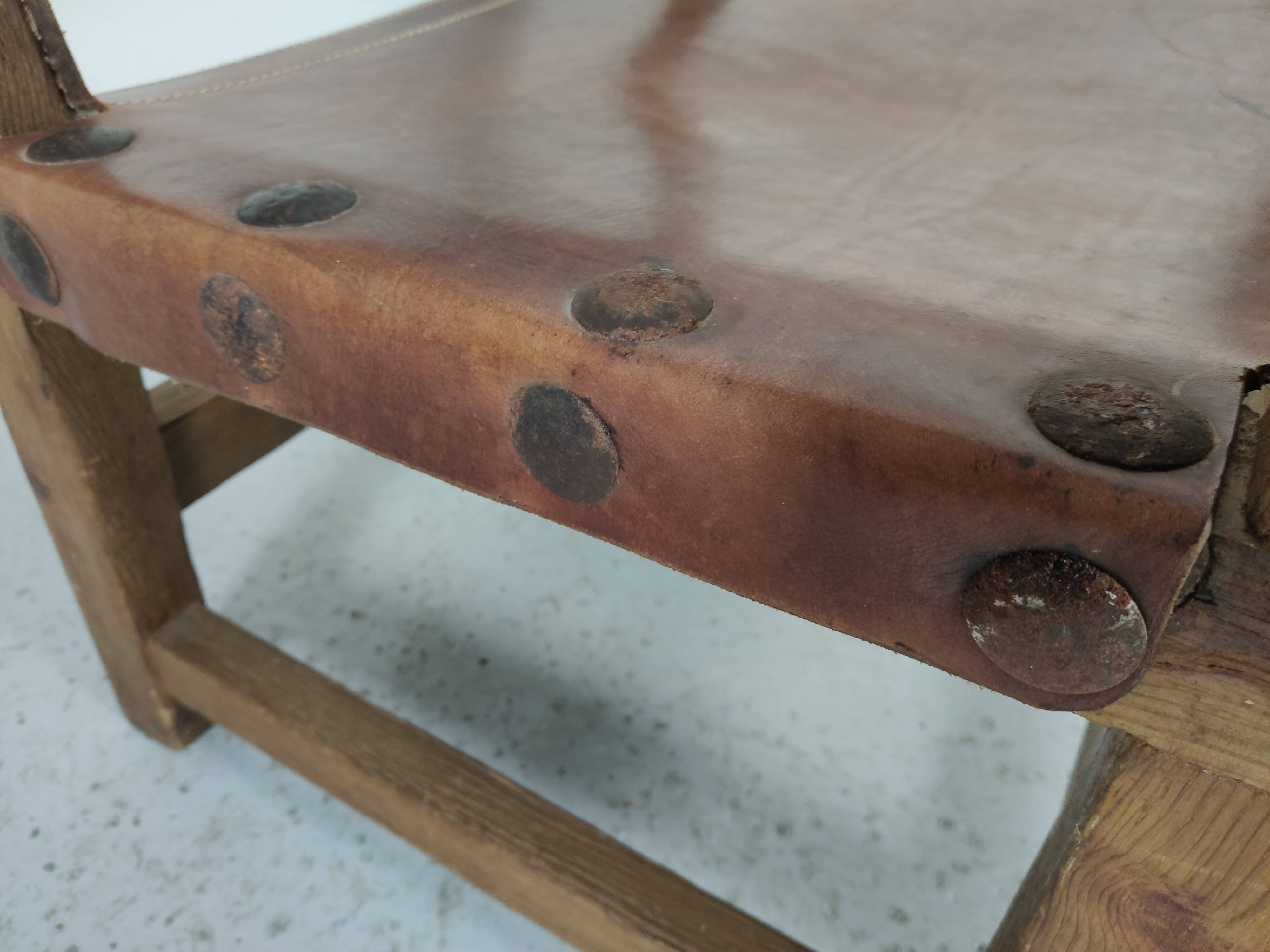 Pair of Spanish vintage leather armchairs 1920/1930
