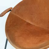 Pair of “Balloon” chairs by Hans Olsen for Lea  Design (Denmark, 1950s).