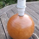 Bedside lamp foot ball blond wood, lampshade ecru