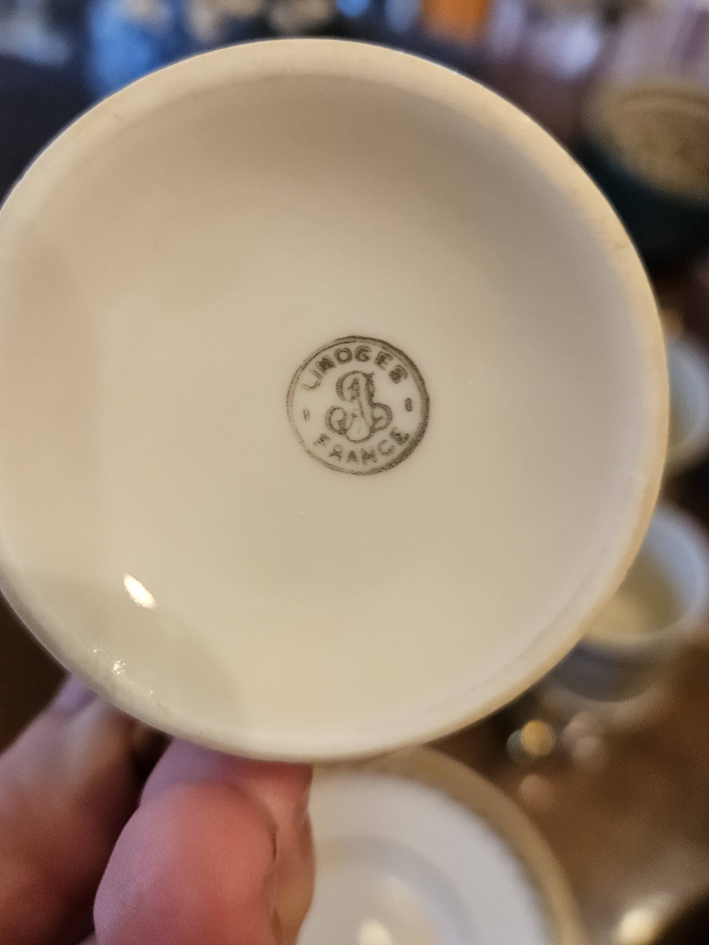 Old service A. Lanternier & Cie Limoges, 41 pieces, circa 1920/40.