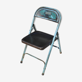 Unique folding metal chair