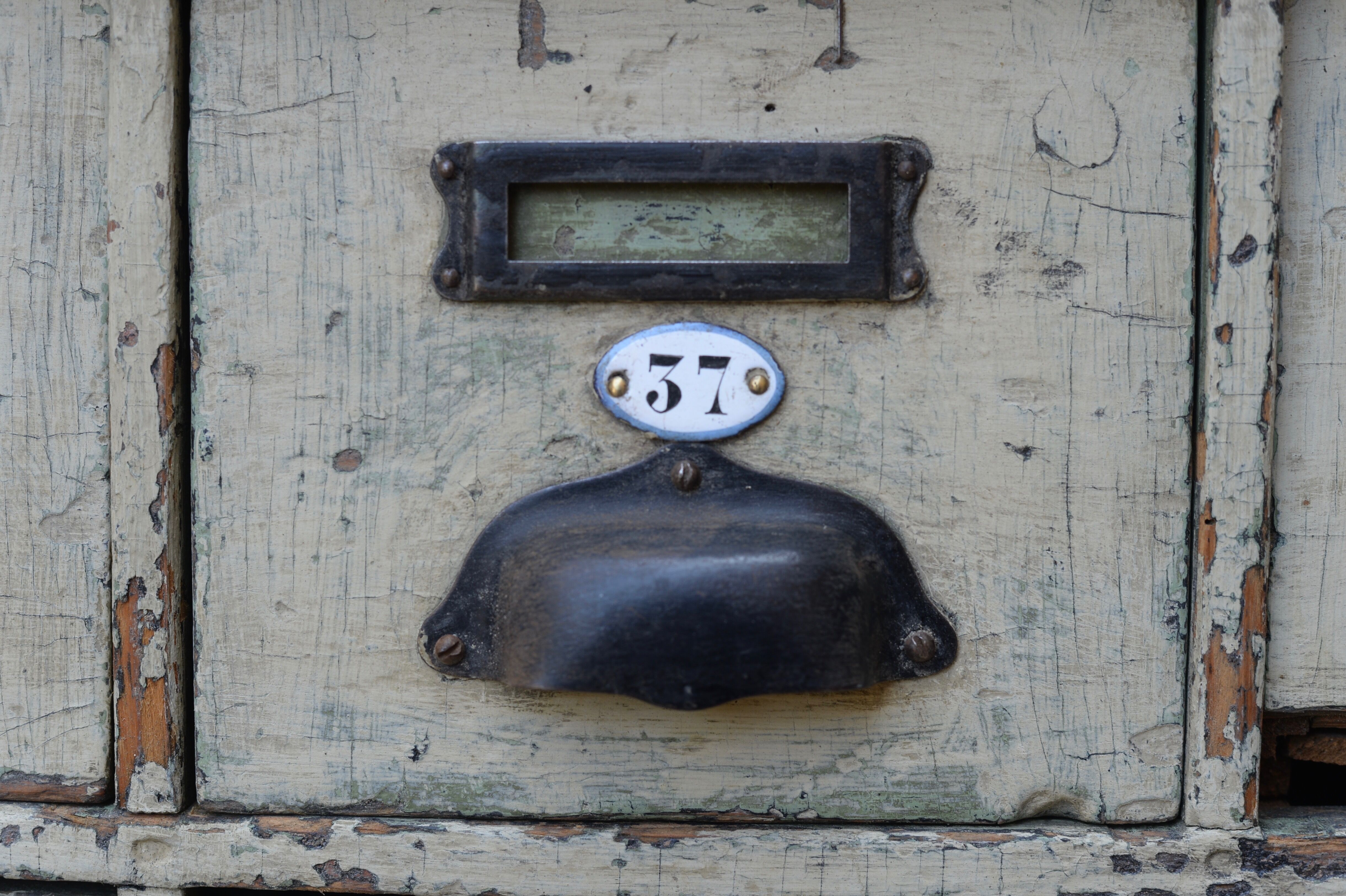 Antique patina craft furniture