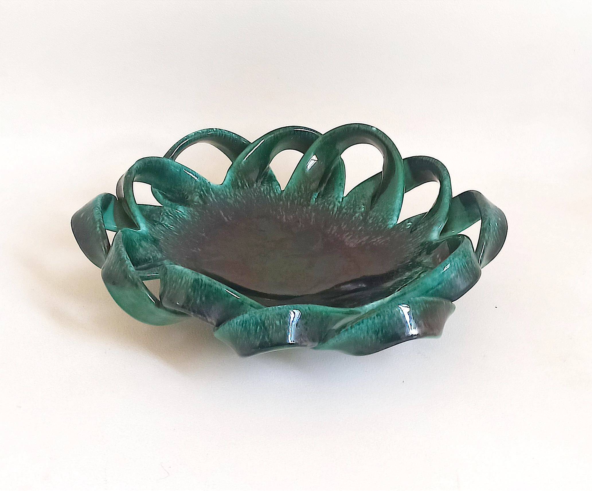 Fruit bowl or woven ceramic pocket tray signed Ceramid 1960s Diameter 32.3 m