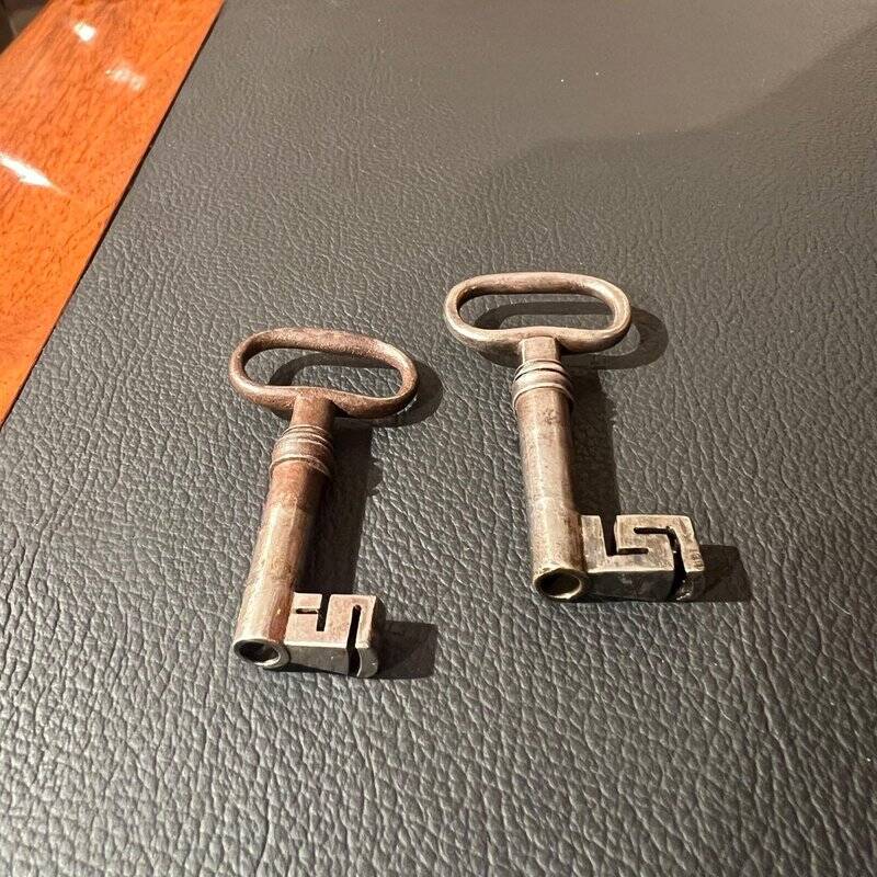 Biedermeier Secretary in Walnut and Maple, 1820