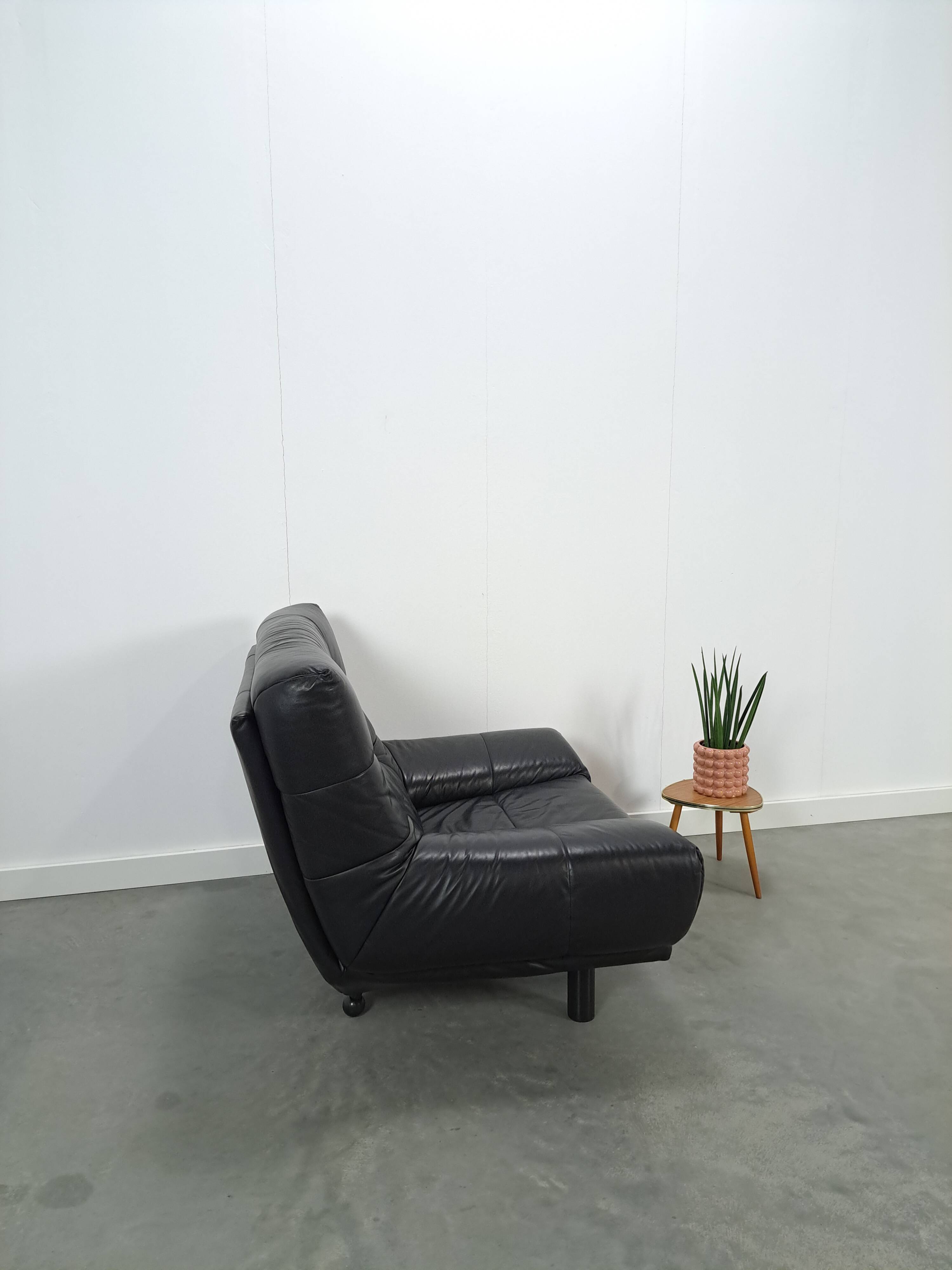 Vintage zwart leren fauteuil