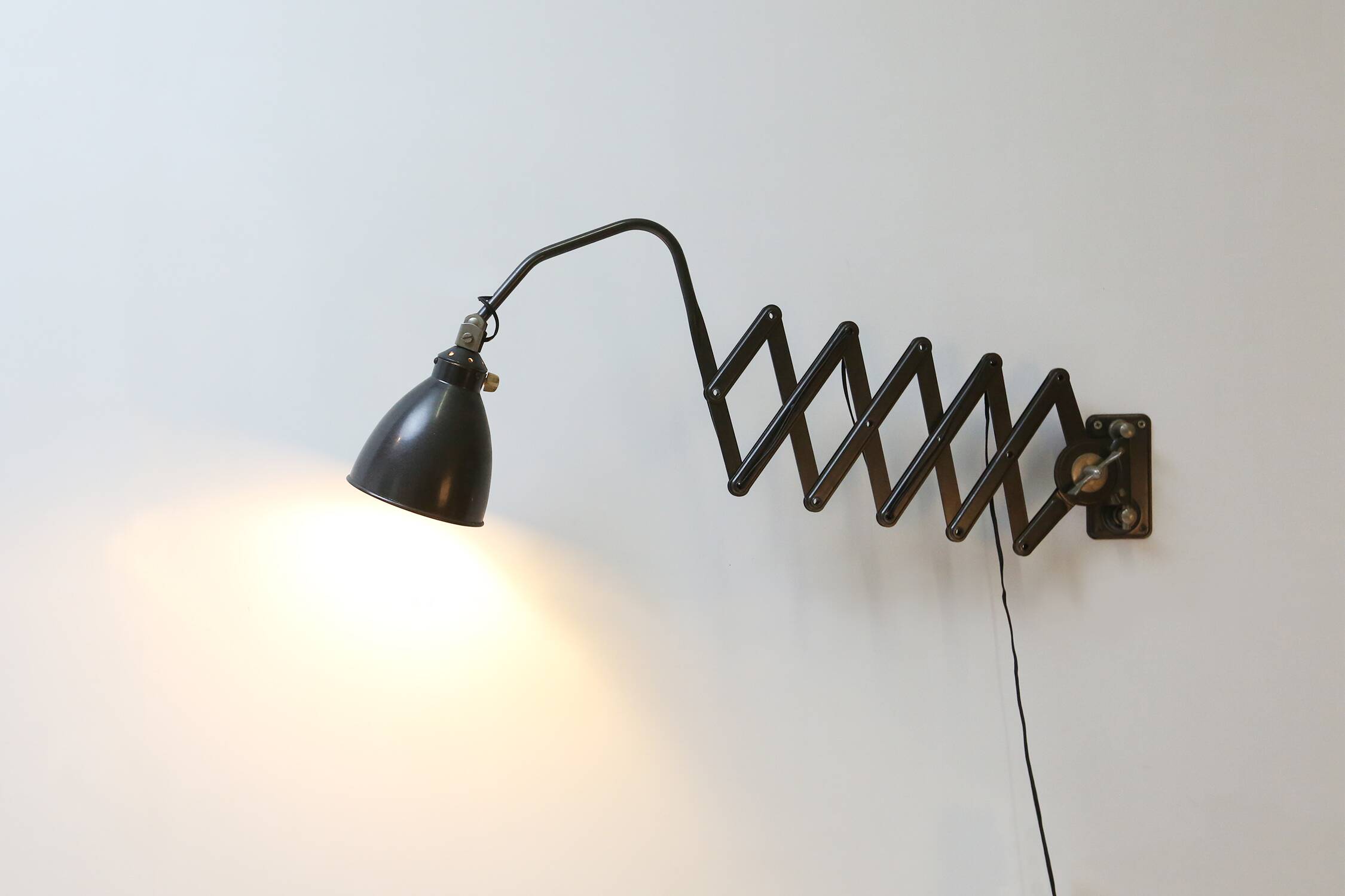 Bauhaus black metal agi belgium scissor wall lamp ca. 1920