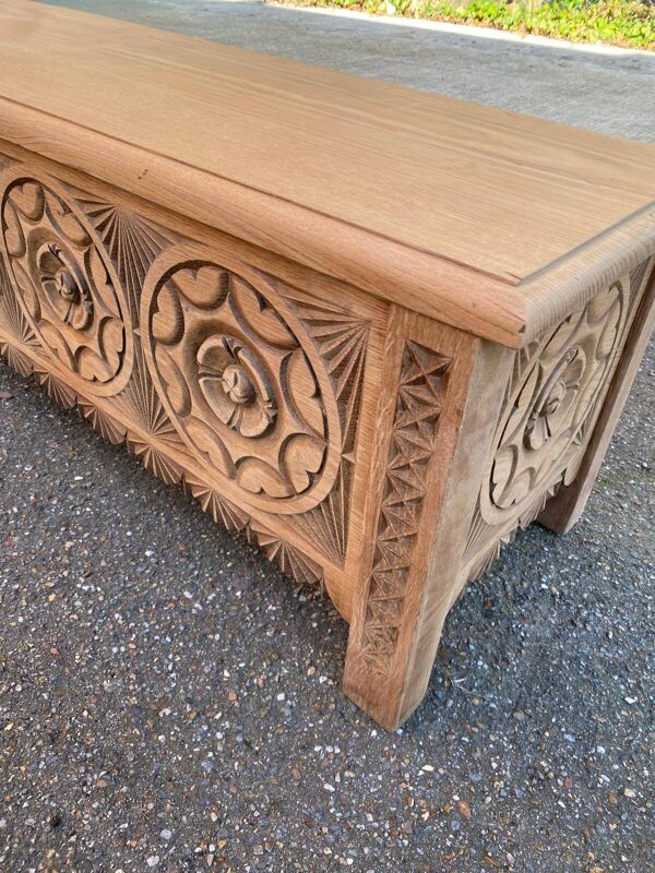 Banc coffre breton du 19ème siècle rénové en chêne massif 155cm