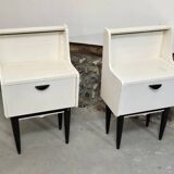 Paire de tables de chevet
