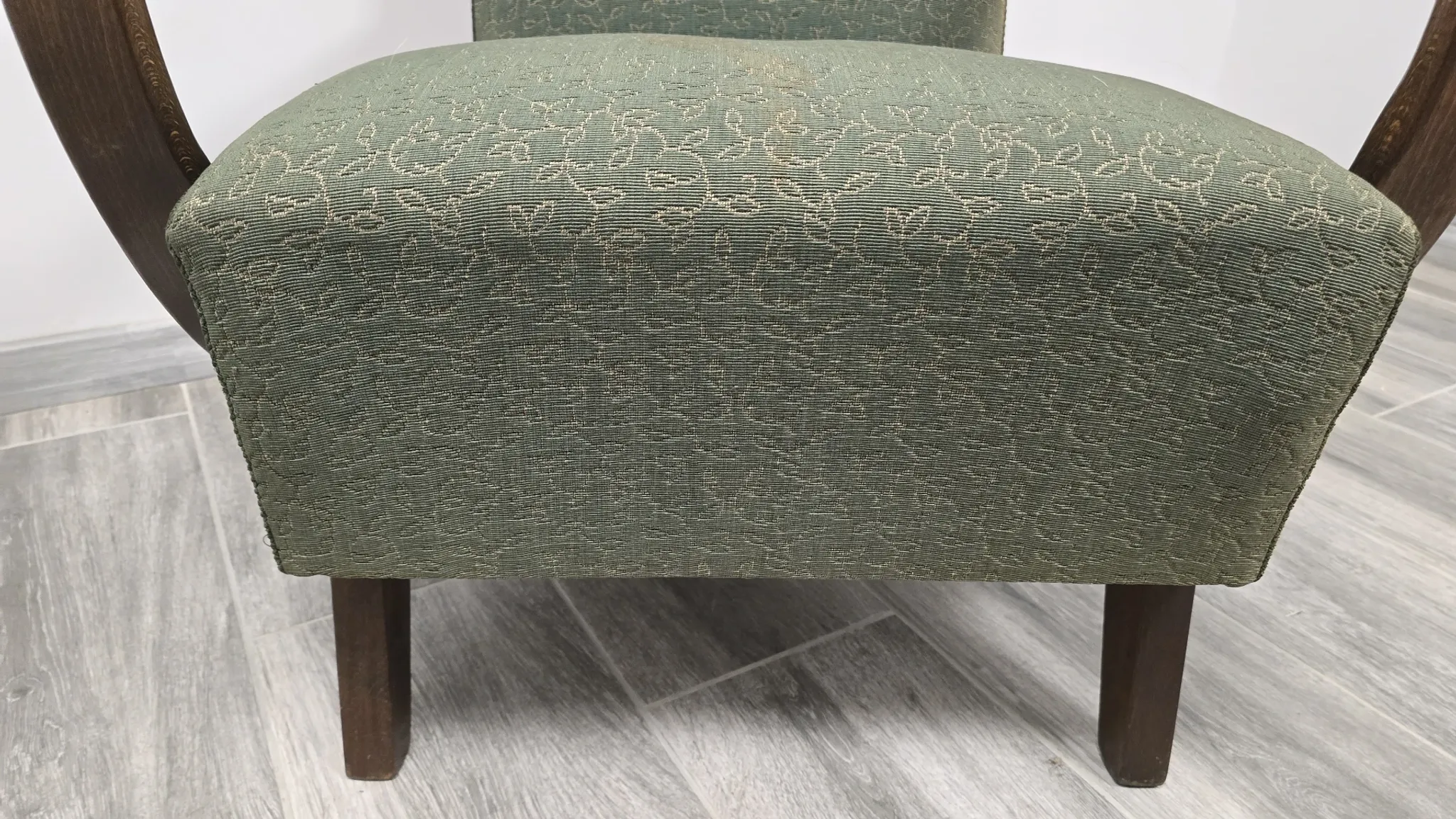 Art Deco Lounge Chair by Jindrich Halabala