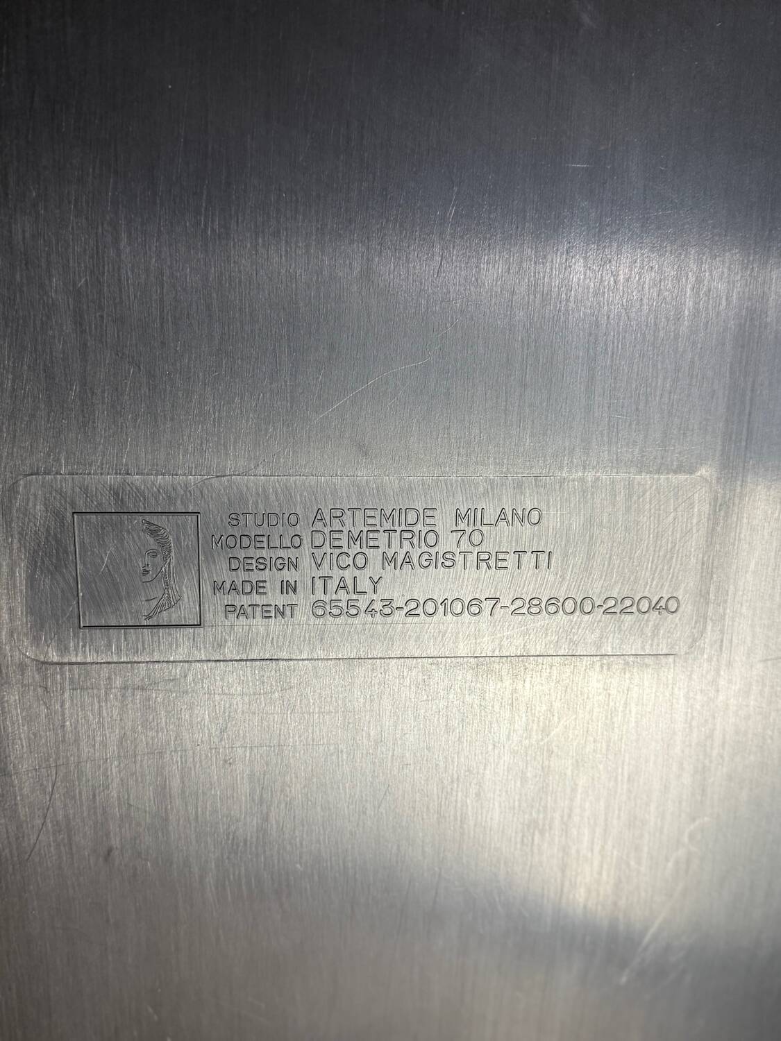 Vico Magistretti coffee table model Demetrio 70 for Artemide