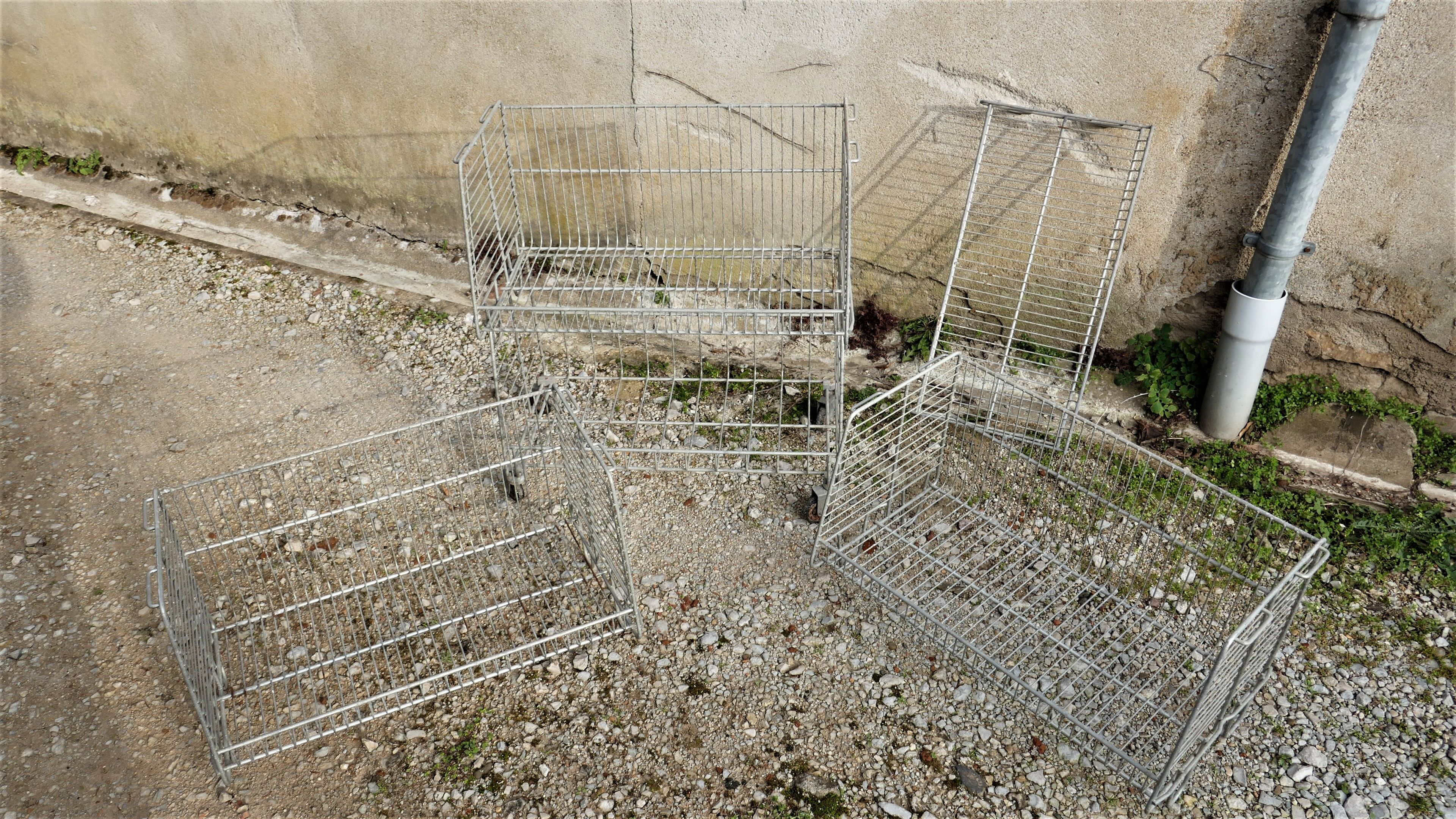 Rolling vintage store metal shelf