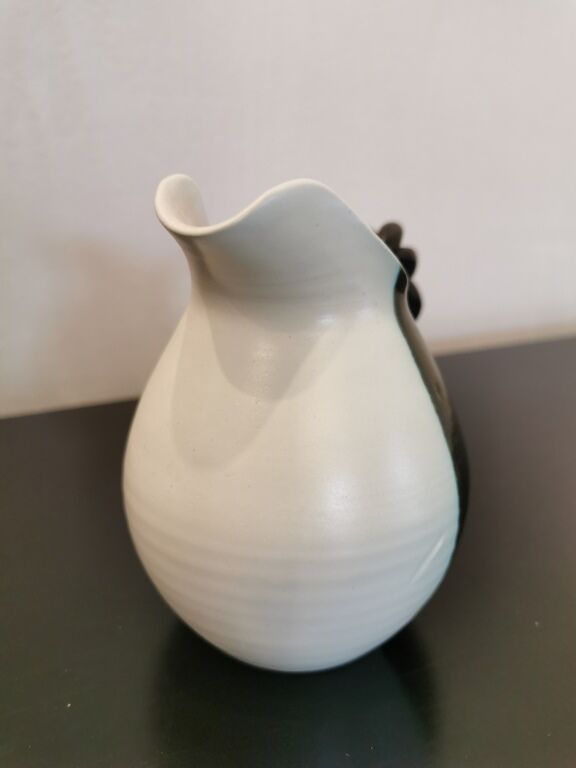 Pot à lait  signé Cerenne pour Vallauris