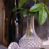 Carafe vintage en verre à picots