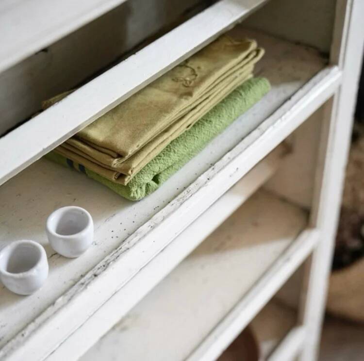 Large casserole dish