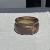 A small stoneware bowl, brown exterior, speckled grey interior D15