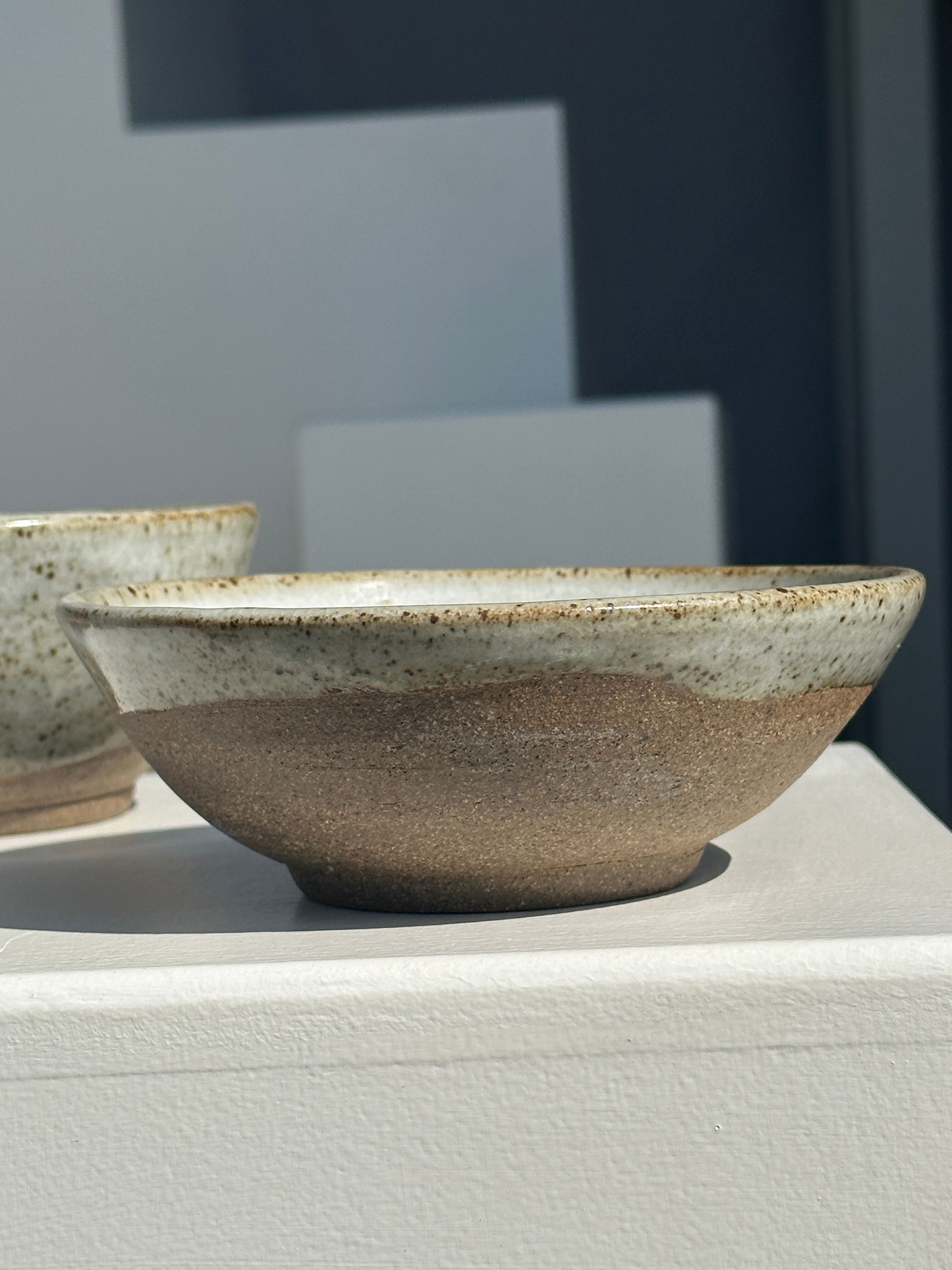 Duo of small brown bowls and speckled glazed ceramic (1top + 1bottom)