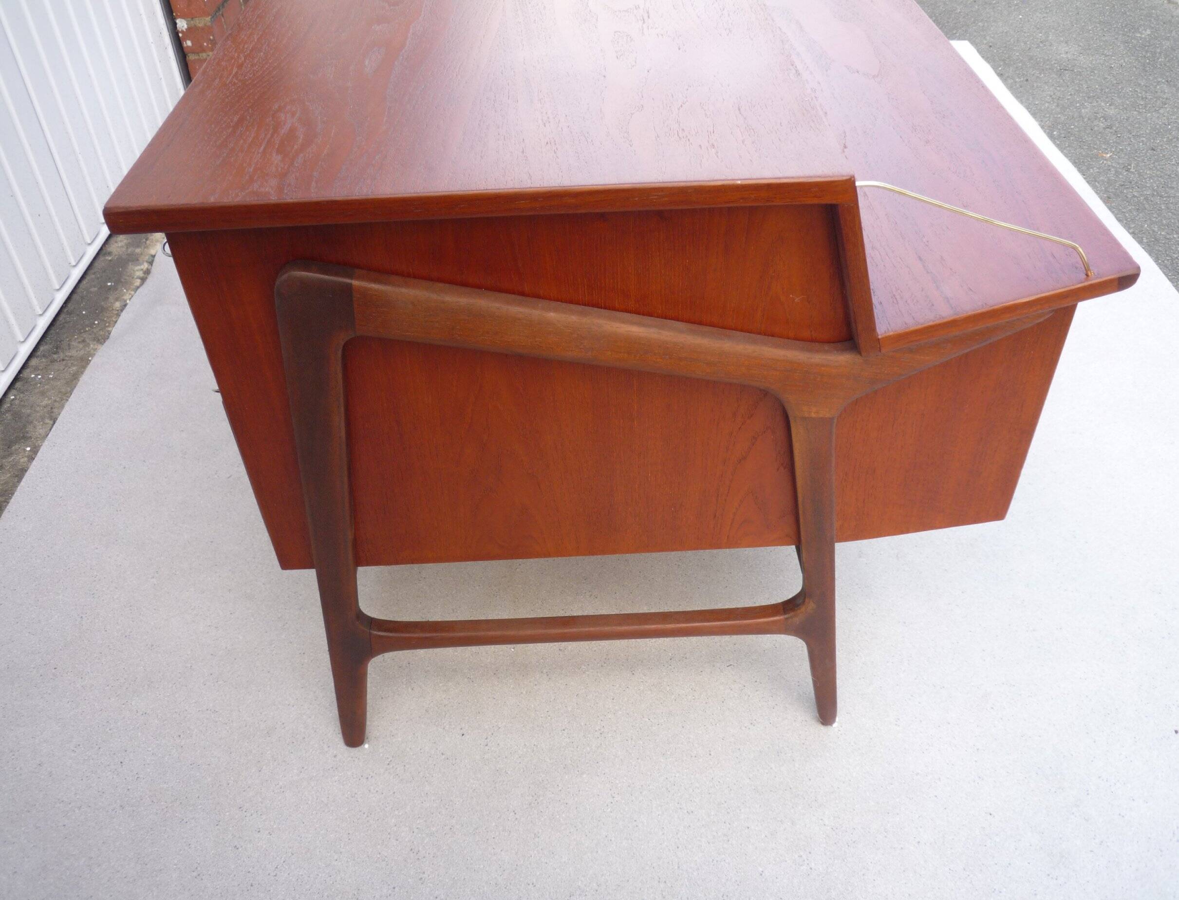 Bureau teck vintage