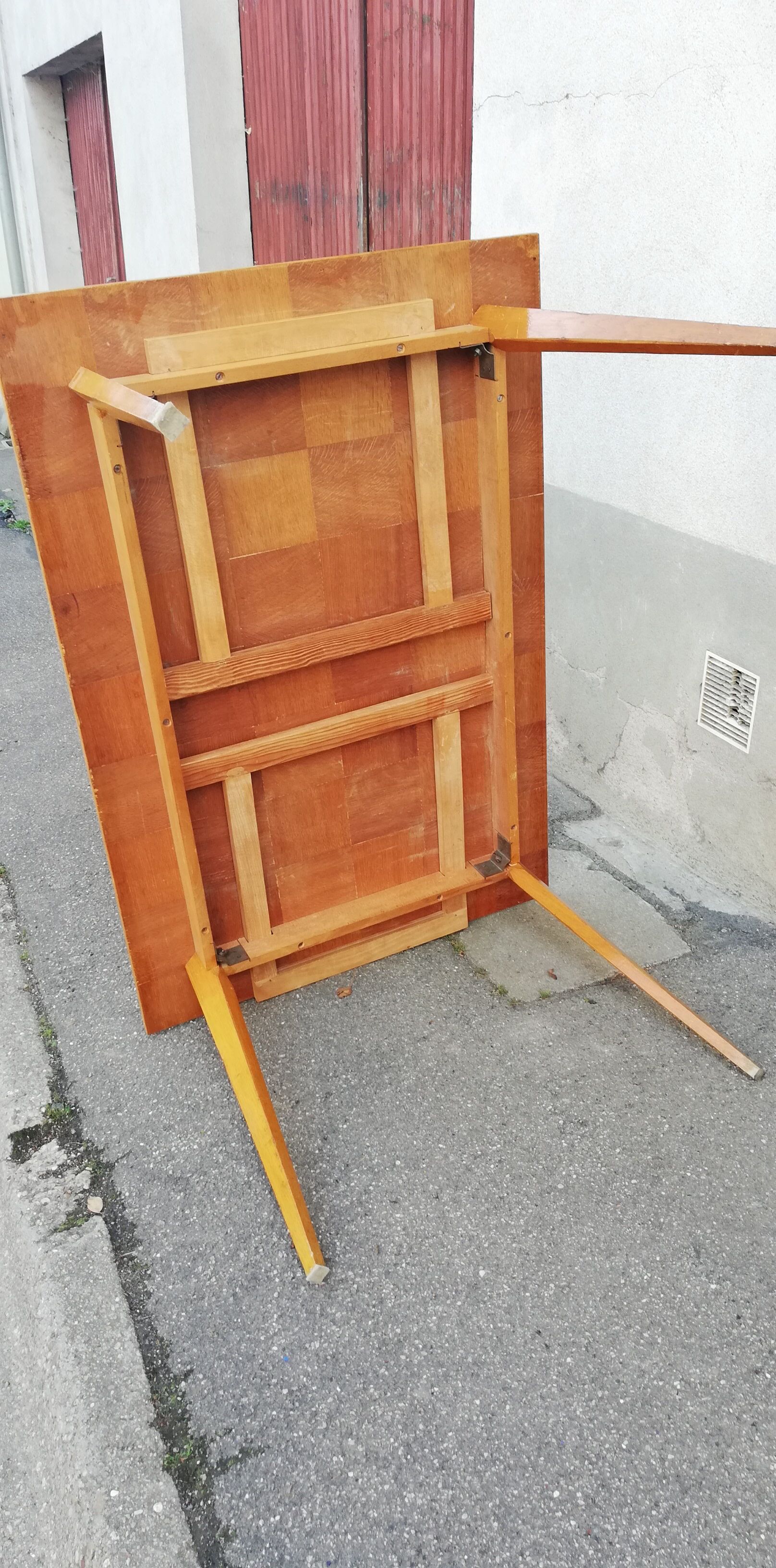 Vintage table compass legs