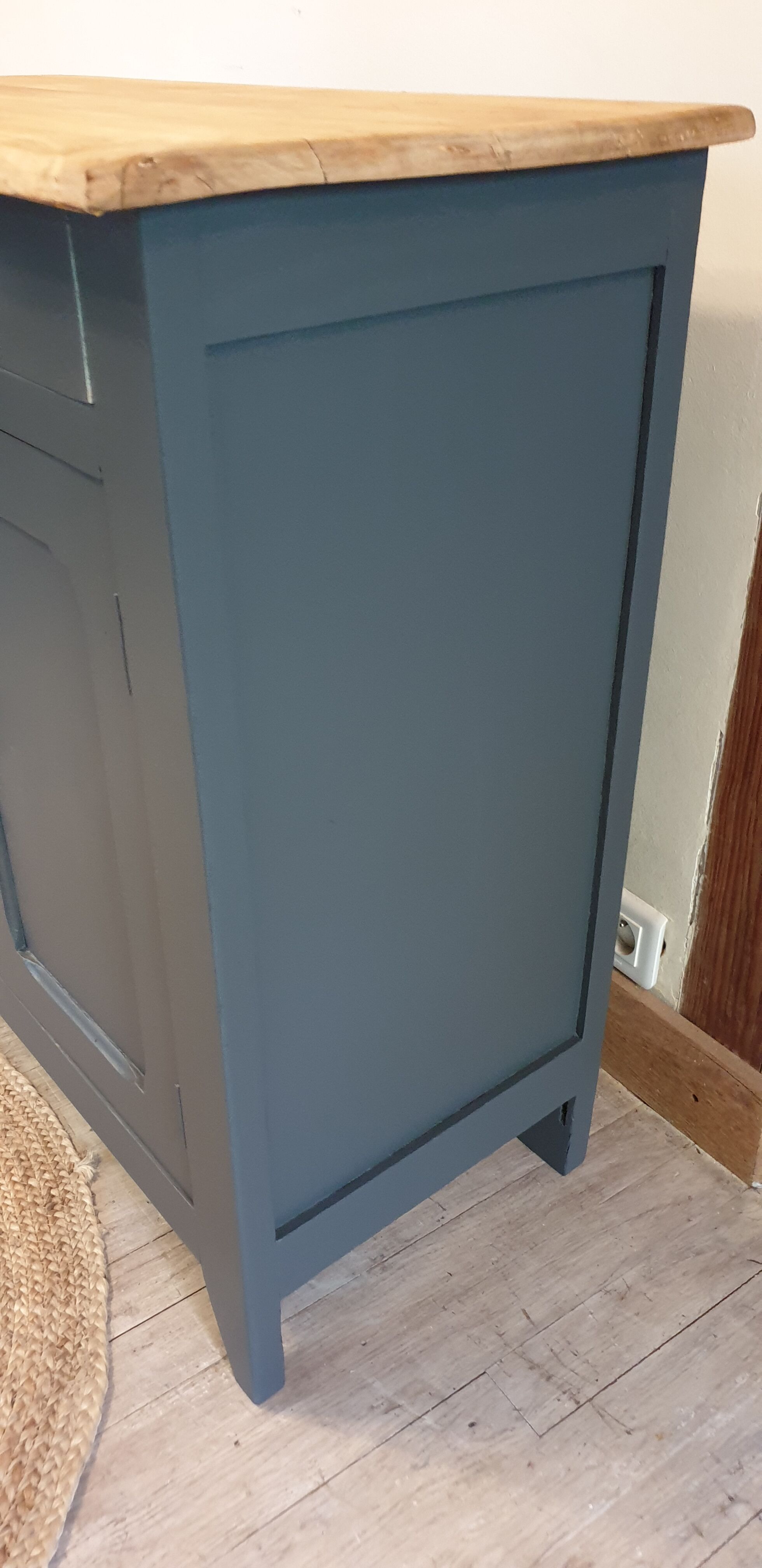 Grey Parisian buffet