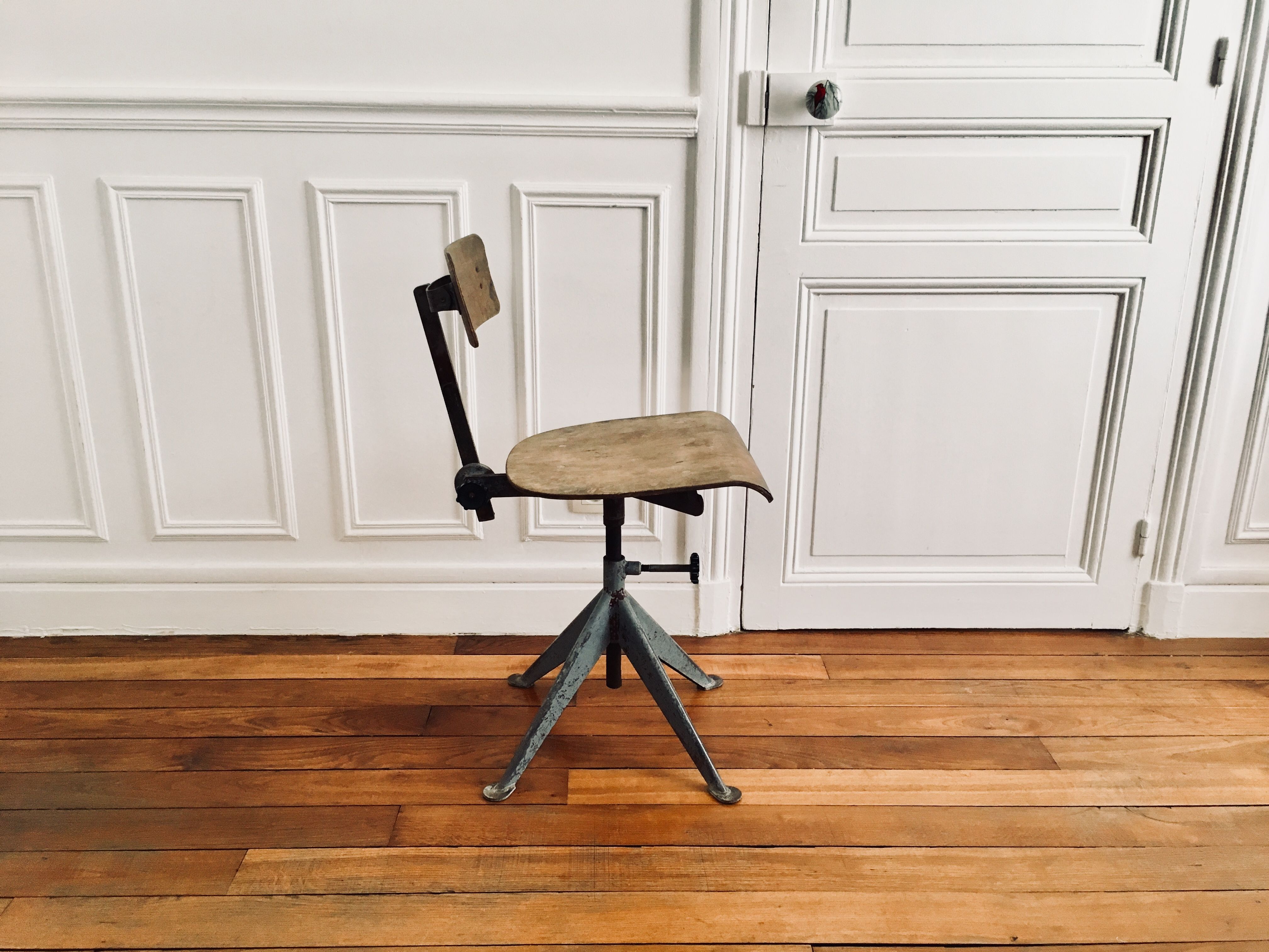 Chaise atelier par Odelberg & Olson
