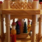 Pyramide carrousel de Noël en bois avec bougies