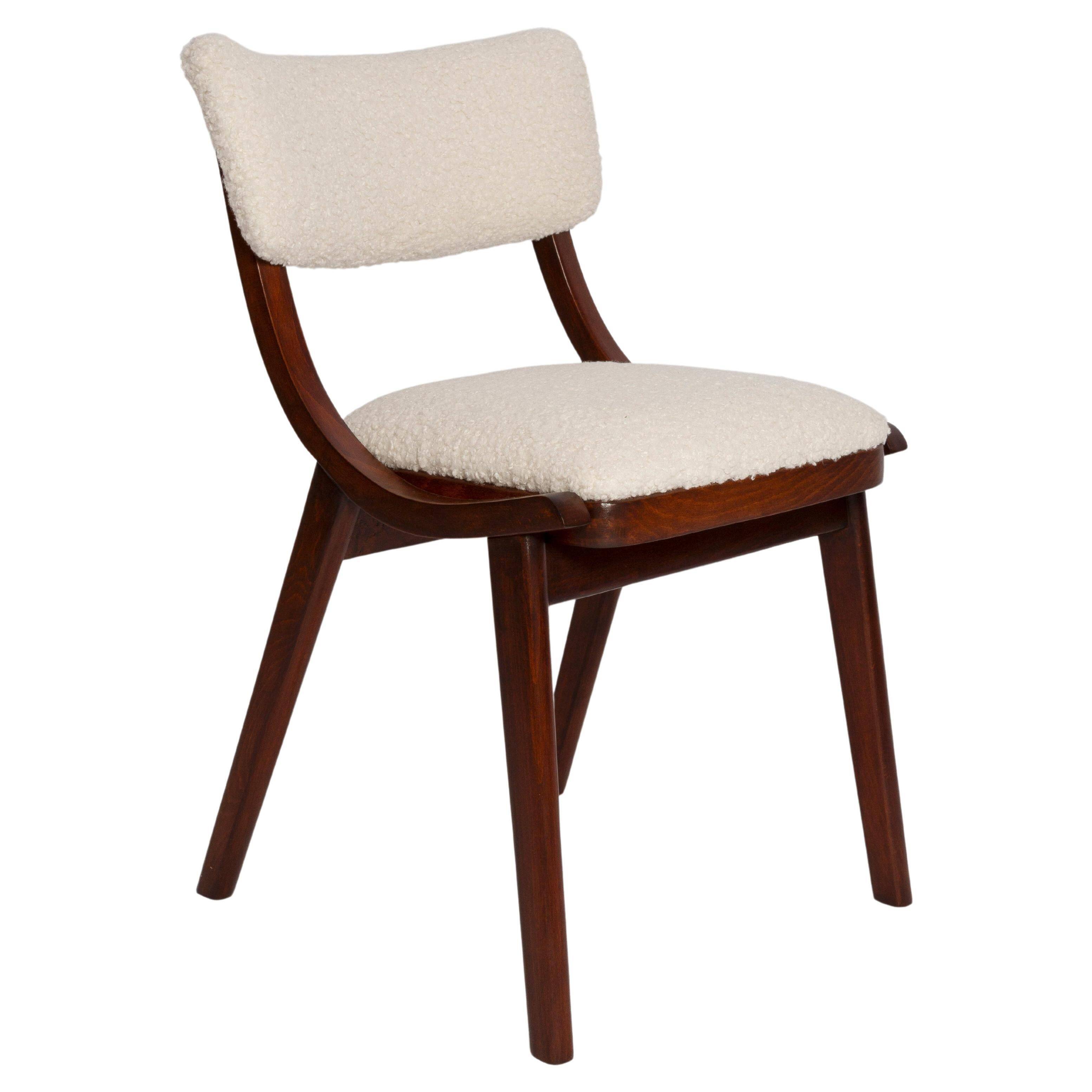 Mid-Century Modern Bumerang Chair, light cream bouclé, Poland, 1960s