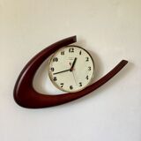 Boomerang Clock Featured