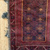 Tapis persan tissé à la main bordeaux et noir