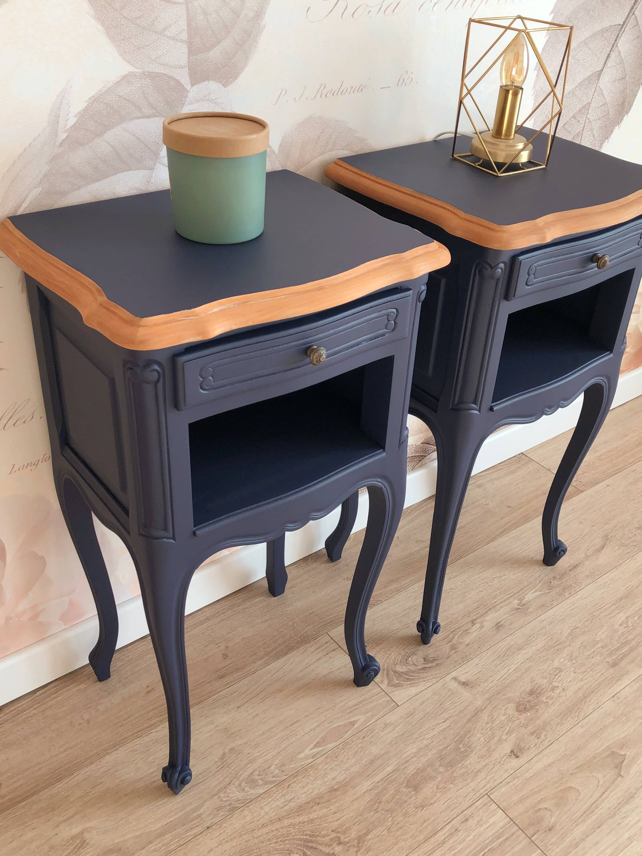 Duo de Chevets de style Louis XV, Bleu de Sèvres