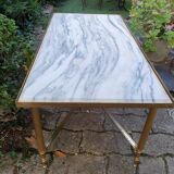 Table basse en marbre et laiton