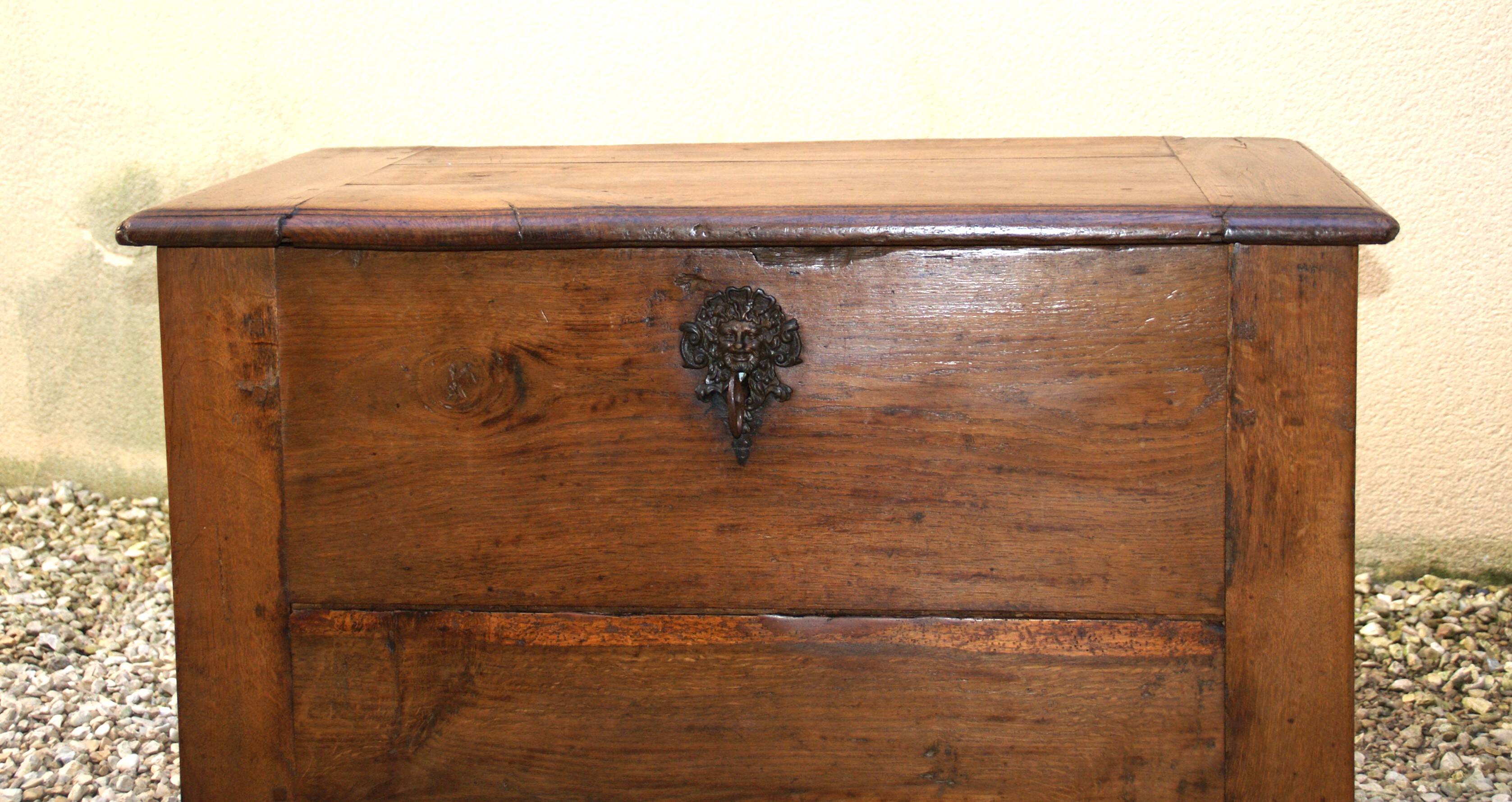 Small Chest Louis XIV - XVIII Century