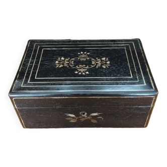 Marquetry jewelry box and music box