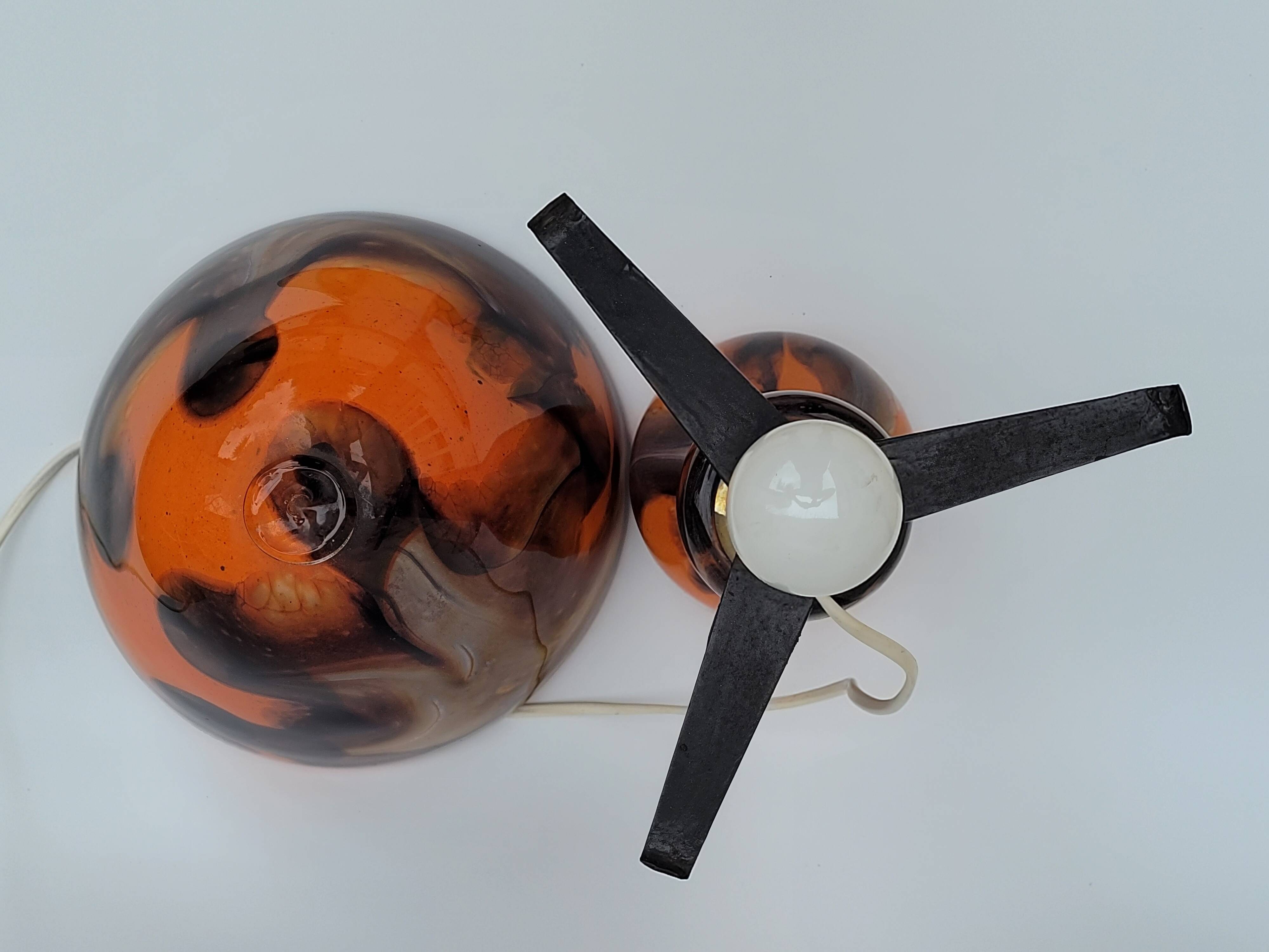 Vintage champion orange Murano glass lamp