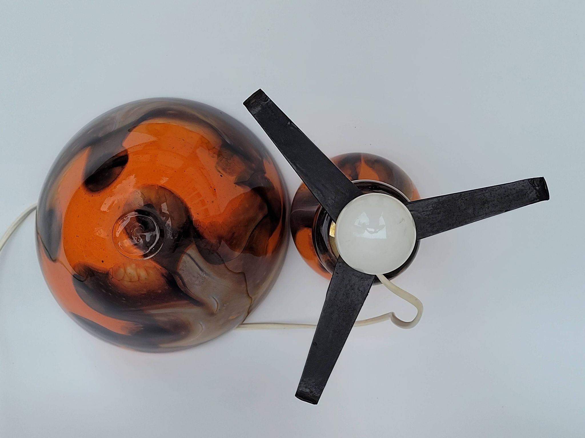 Vintage champion orange Murano glass lamp