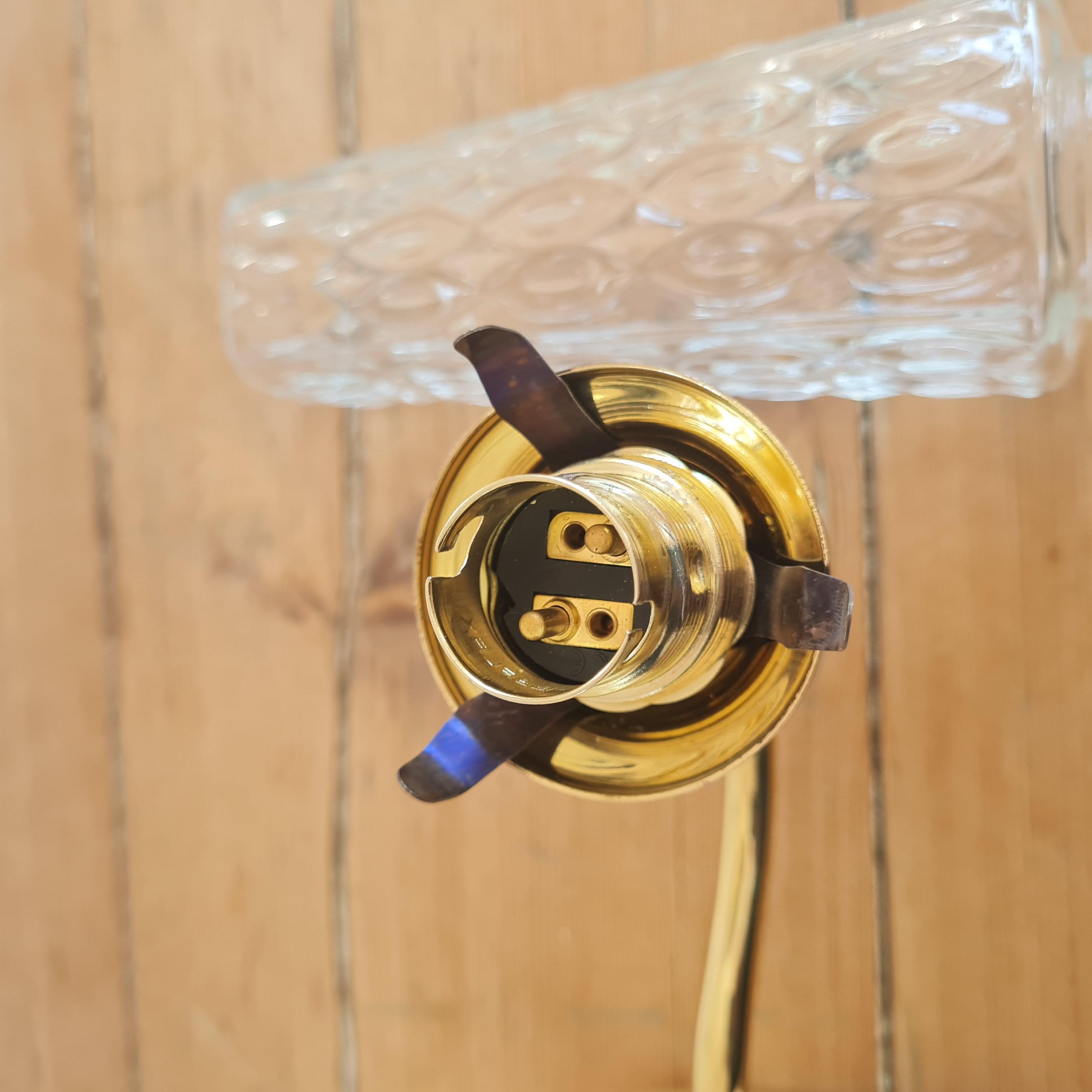 Vintage globe wall light in chiseled glass