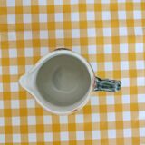 Wasmuel style slip pitcher heron decoration