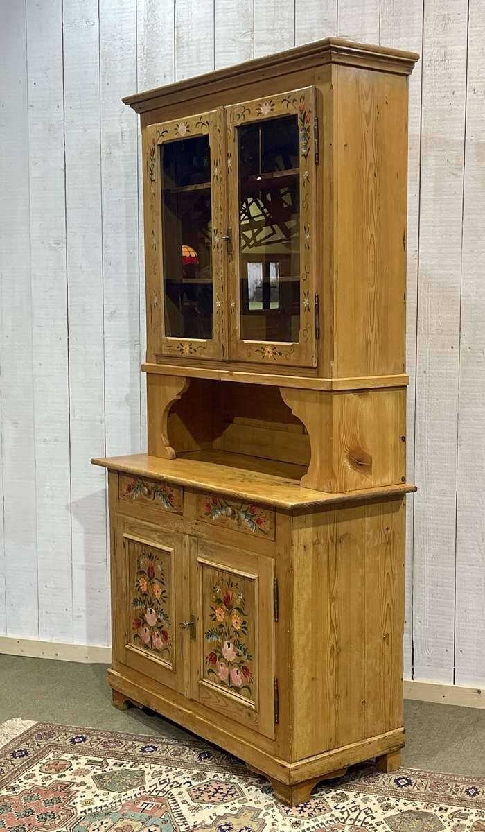 Two-piece pine sideboard from the 1930s